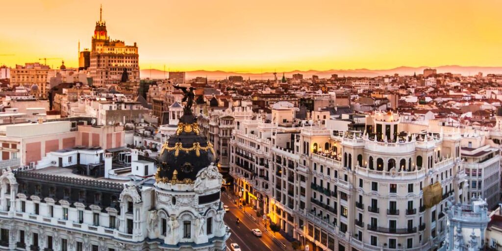 DESCOBREIX MADRID